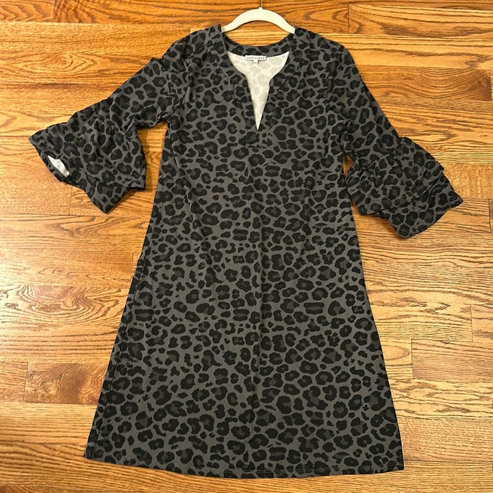 Mary Square bell ruffle sleeve 👗